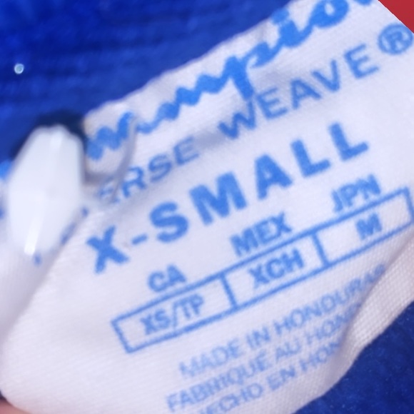 WOMEN’S CHAMPION SWEATSHIRT - Picture 5 of 5